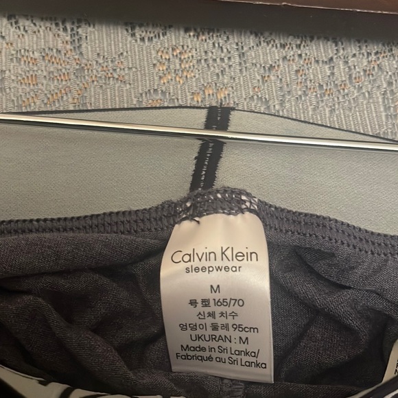 Calvin Klein Mens  Sleepwear. Mint Condition - Picture 2 of 10
